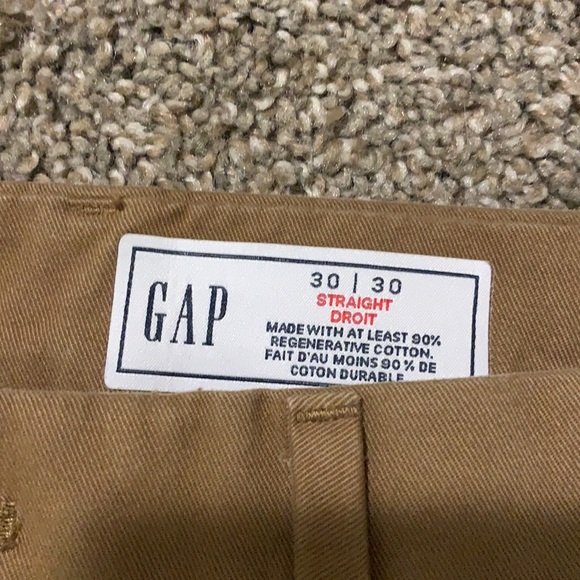 Men’s gap khakis 30/30 - Picture 2 of 5